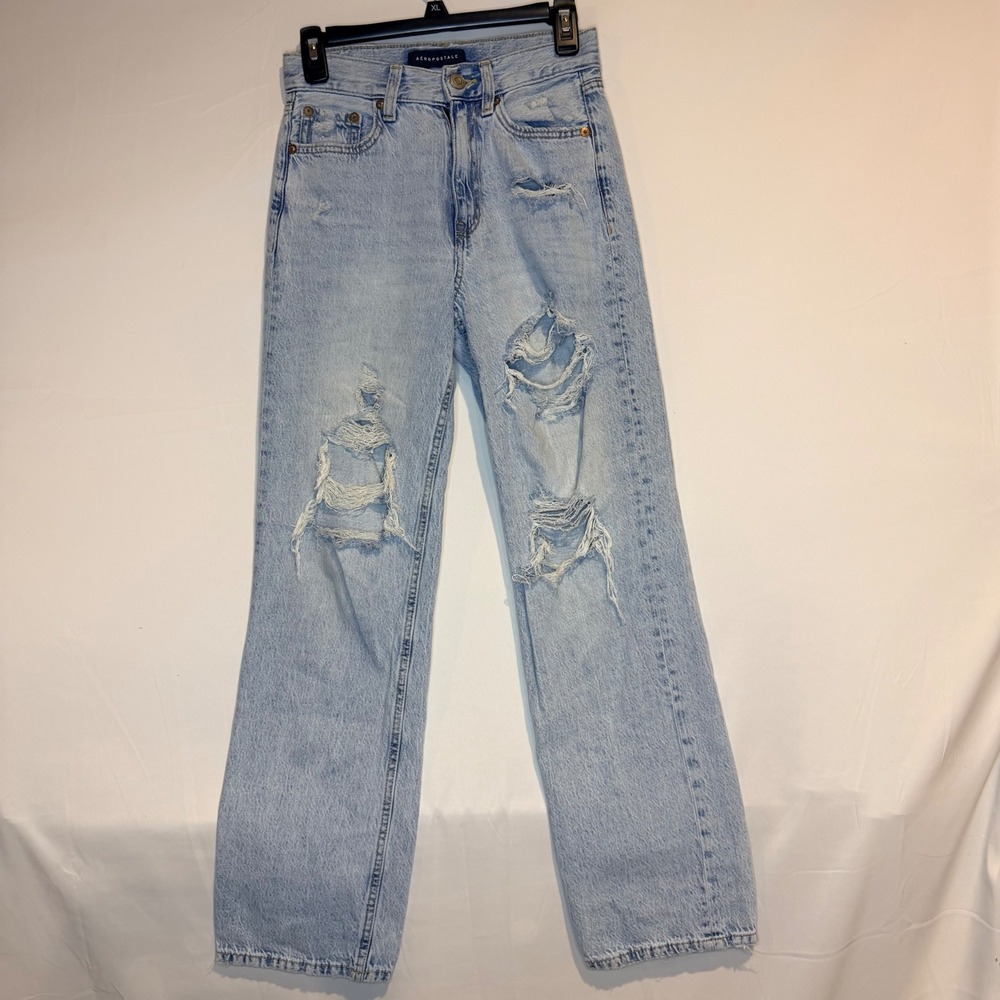 Aeropostale Womens High Rise Baggy Distressed Light Wash Jeans Size 00 Reg